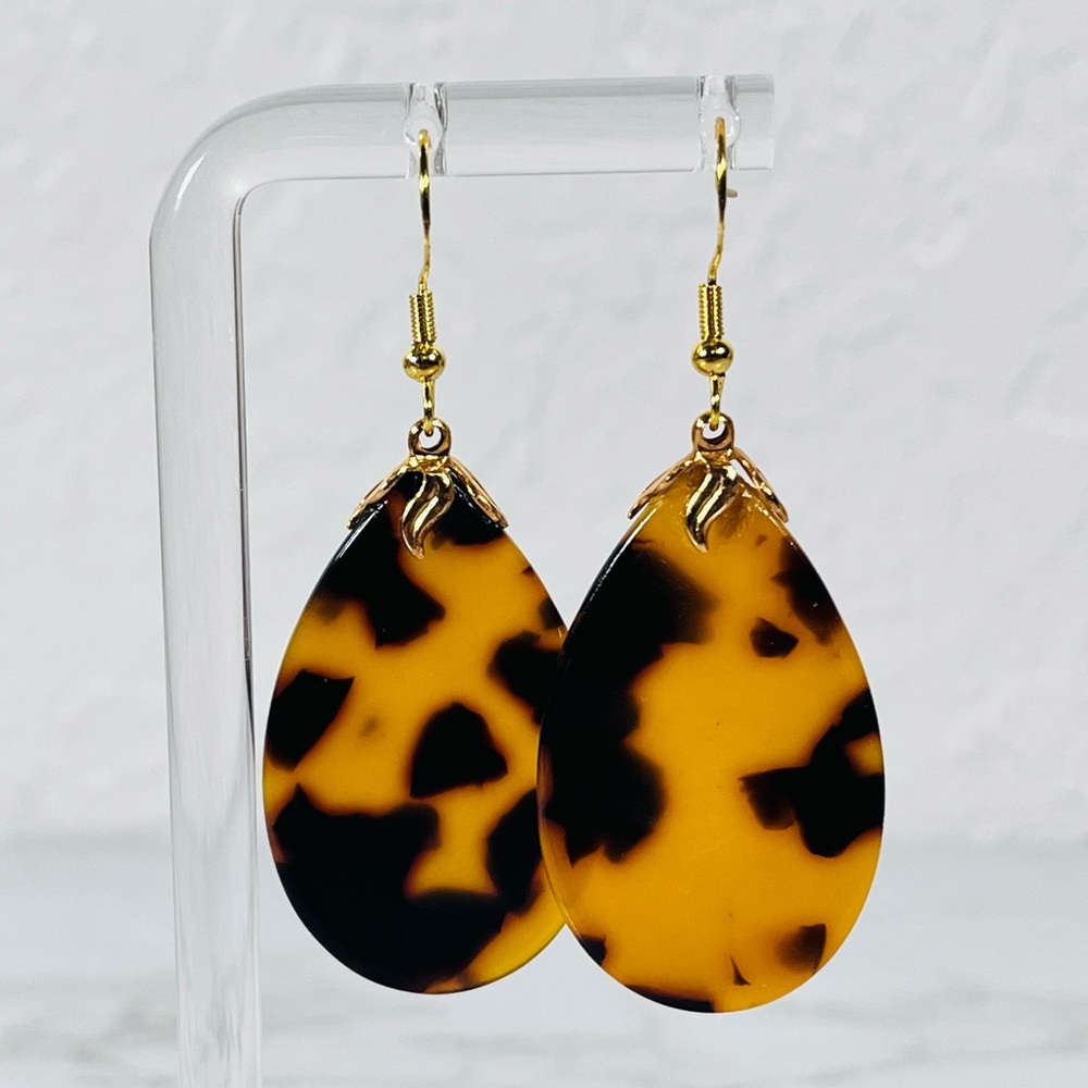 4/$20 Tortoise Shell Teardrop Earrings